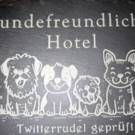 Stadt-Gut-Hotel Rheinischer Hof Essen Exteriér fotografie